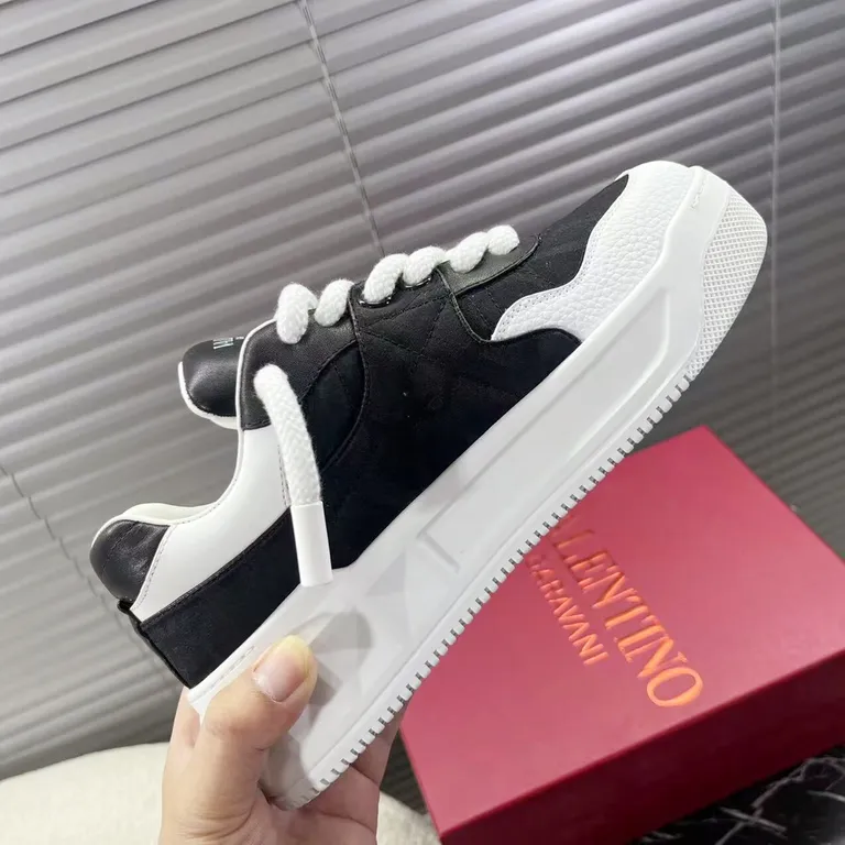 Valentino Shoe 